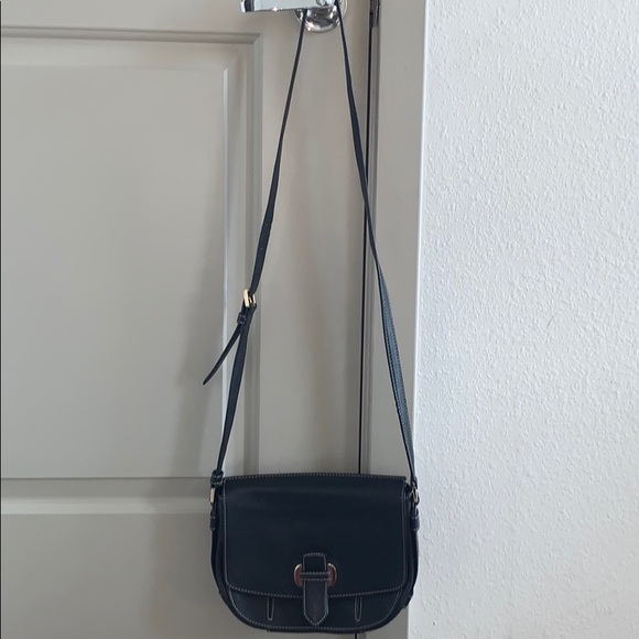 Michael Kors Handbags - Michael Kors Crossbody Purse
